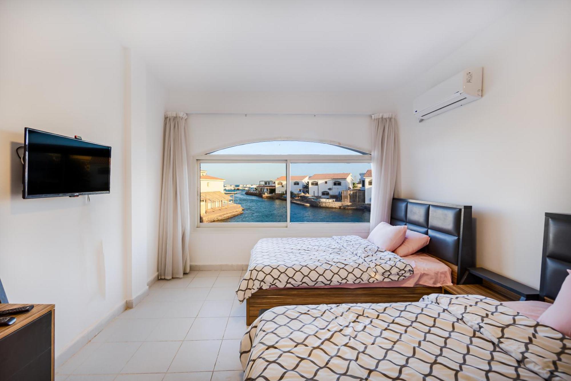Aden Beach - Sea View Room With Beach Access In Villa 후르가다 외부 사진